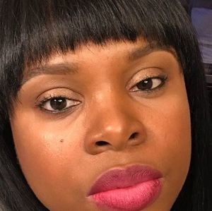 Meet your Posher, Melisa